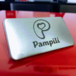 Placa-de-Metal-PAMPILI-300x300-1.jpg