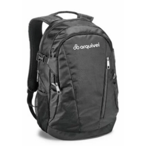 Mochila Personalizada com gravação de marca corporativa. Tipo de brindes para empresa.