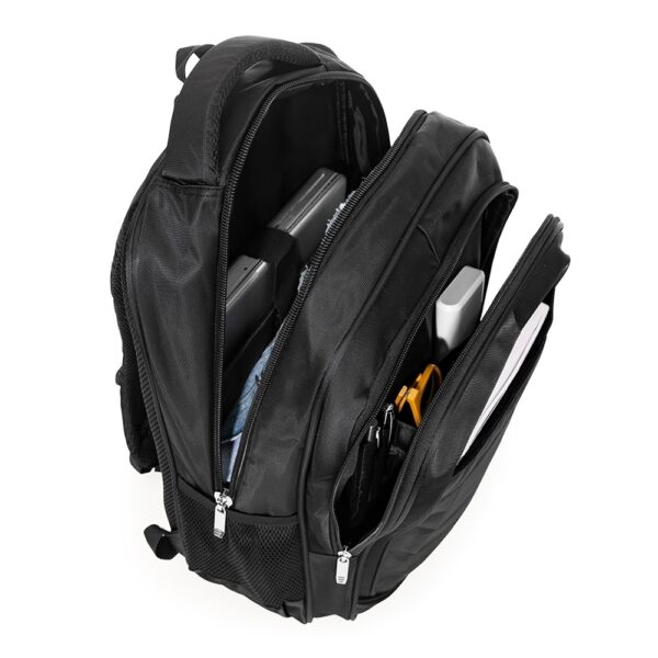 Mochila Personalizada com personalização de marca corporativa. Tipo de brinde corporativo para empresas.