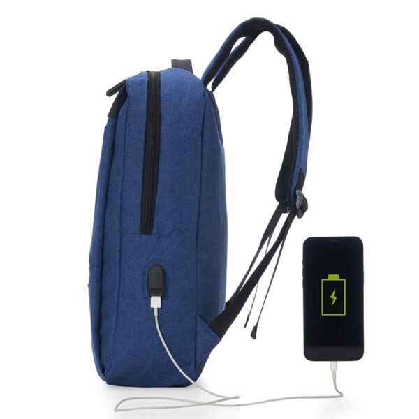 Mochila Personalizada com gravação de marca corporativa. Tipo de brinde corporativo para empresas.