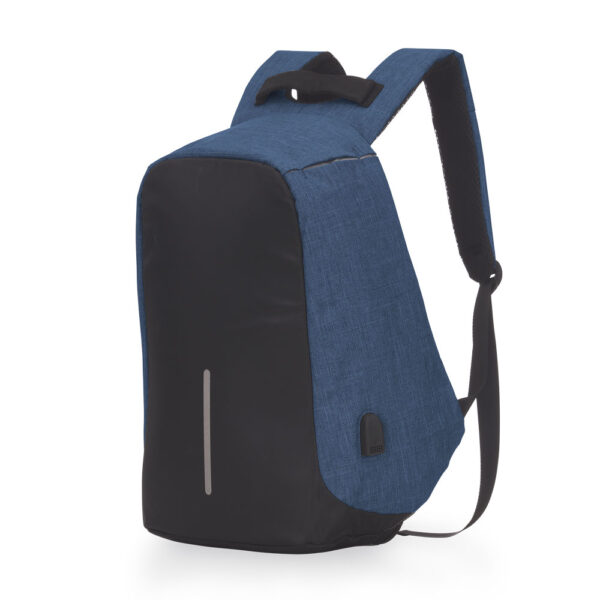 Mochila Personalizada com personalização de marca empresarial. Tipo de brinde corporativo para empresas.