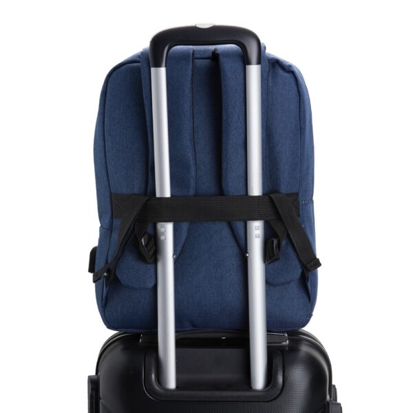 Mochila Personalizada com gravação de marca corporativa. Opção de brinde personalizado para empresas.