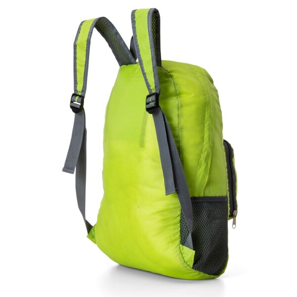 Mochila Personalizada com personalização de marca corporativa. Tipo de brinde corporativo para empresas.