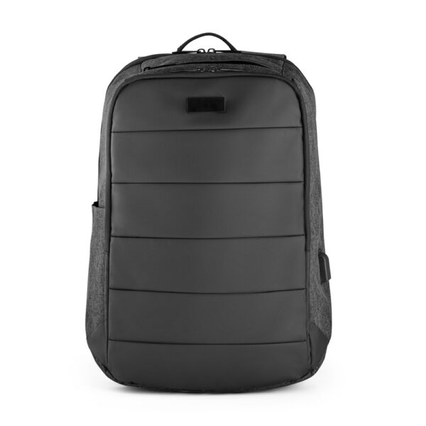 Mochila Personalizada com logotipo de marca empresarial. Tipo de brinde corporativo para empresas.