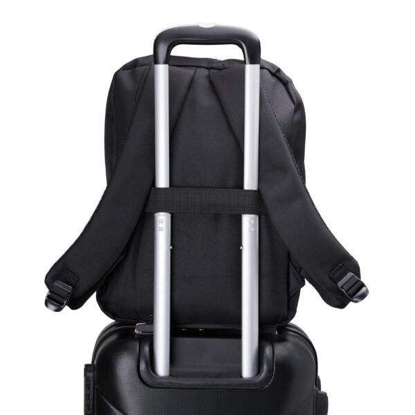 Mochila Personalizada com gravação de marca corporativa. Opção de brinde personalizado para empresas.