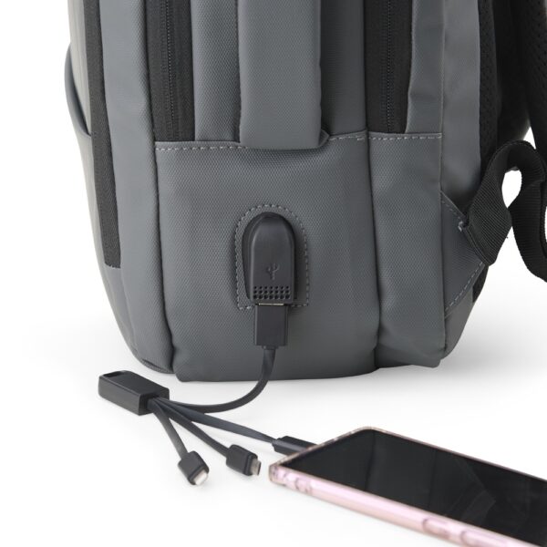 Mochila Personalizada com gravação de marca empresarial. Opção de brindesMochila Personalizada com gravação de marca empresarial. Opção de brinde personalizado para empresas.
 para empresa.