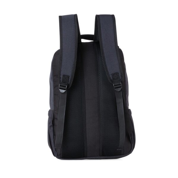 Mochila Personalizada com logotipo de marca empresarial. Opção de brinde personalizado para empresas.