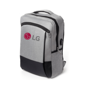 Mochila Personalizada com personalização de marca corporativa. Tipo de brinde personalizado para empresas.