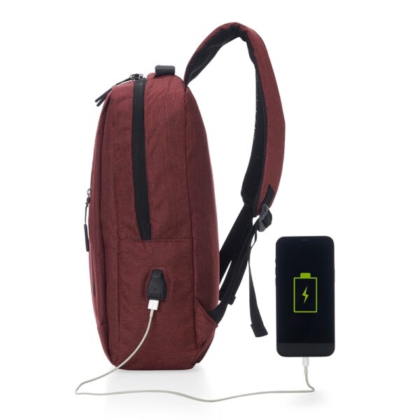 Mochila Personalizada com gravação de marca corporativa. Opção de brinde personalizado para empresas.