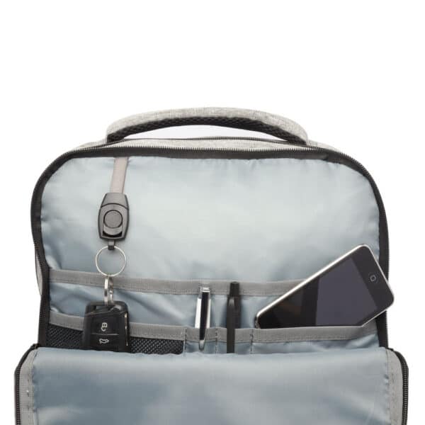 Mochila Personalizada com logotipo de marca corporativa. Opção de brinde personalizado para empresas.