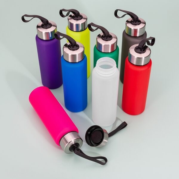 Squeeze Personalizado Plástico 680ml - HUBZB-14415 - A Huble oferece atendimento especializado para brindes corporativos e mochilas personalizadas para empresas e agências de eventos. Sua melhor opção em brindes corporativos está na Huble com entrega para todo Brasil.