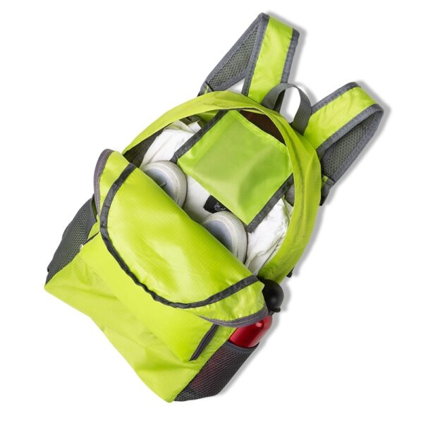 Mochila Personalizada com personalização de marca corporativa. Tipo de brinde corporativo para empresas.