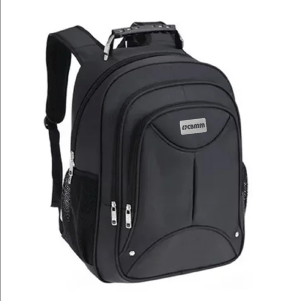 Mochila Personalizada com personalização de marca corporativa. Tipo de brinde corporativo para empresas.