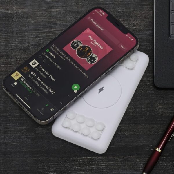 Power Bank Personalizado 10.000mAh|Carregamento via Indução ou via Cabo - HUBZB-04051