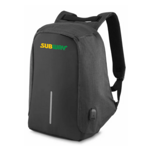Mochila Personalizada com personalização de marca empresarial. Tipo de brinde corporativo para empresas.
