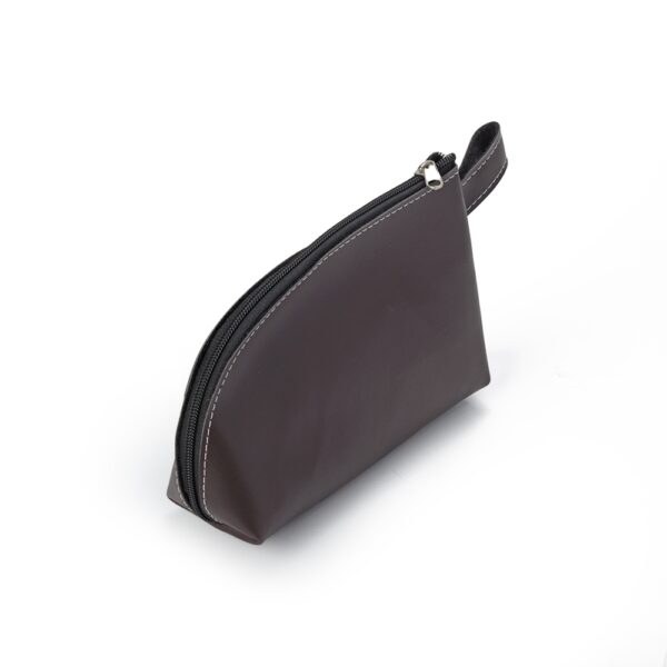 Necessaire Personalizada com personalização de logotipo de marca empresarial. Brinde corporativo luxuoso.