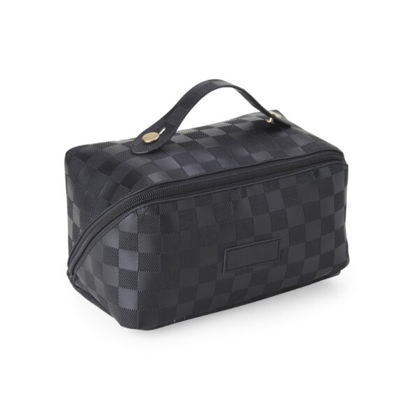 Necessaire Personalizada com logotipo de marca empresarial. Brinde corporativo exclusivo.