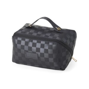 Necessaire Personalizada com logotipo de marca empresarial. Brinde corporativo exclusivo.
