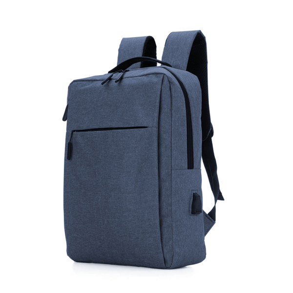 Mochila Personalizada com personalização de marca corporativa. Opção de brindes para empresa.