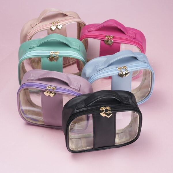 Necessaire Personalizada com personalização de logotipo de marca corporativa. Brinde personalizado exclusivo.