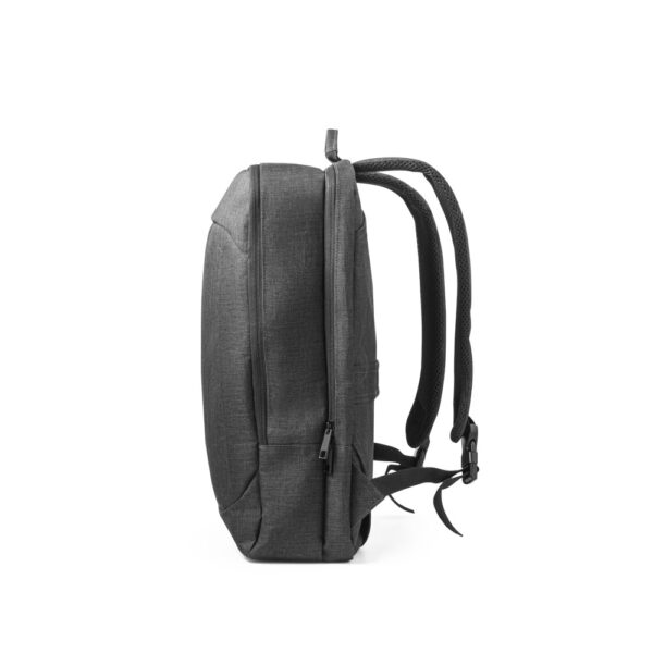 Mochila Personalizada com gravação de marca empresarial. Tipo de brinde personalizado para empresas.