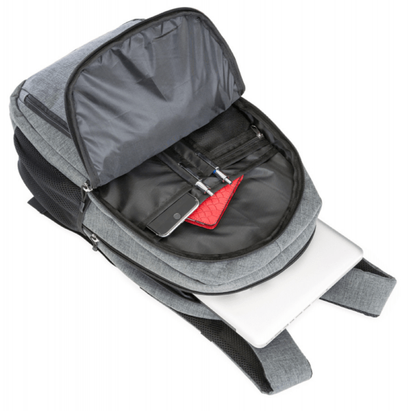 Mochila Personalizada com gravação de marca empresarial. Tipo de brinde personalizado para empresas.
