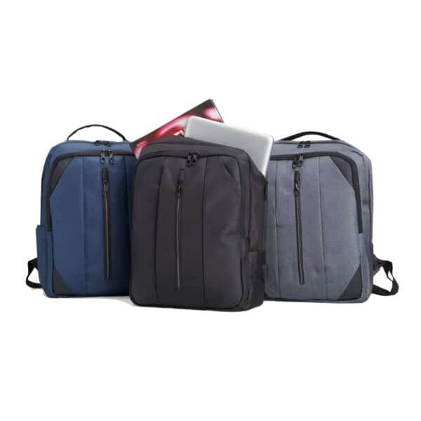 Mochila Personalizada com personalização de marca corporativa. Tipo de brindes para empresa.