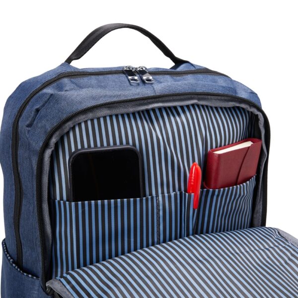 Mochila Personalizada com gravação de marca corporativa. Tipo de brinde personalizado para empresas.