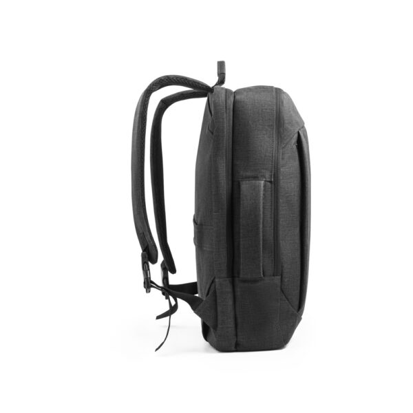 Mochila Personalizada com gravação de marca empresarial. Tipo de brinde personalizado para empresas.